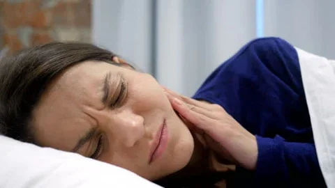 Toothache When Lying Down